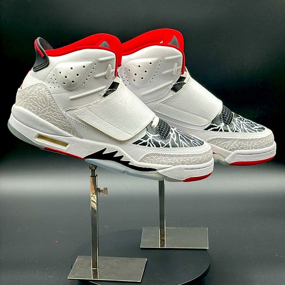 Jordan 5 retro “Son of Mars” customs🔥. Size 11. Mens. White/blk/red. - Picture 4 of 7